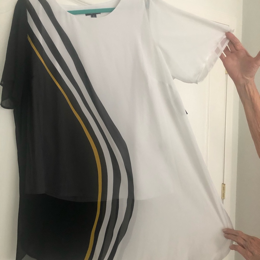 NWT Alfani women’s top
